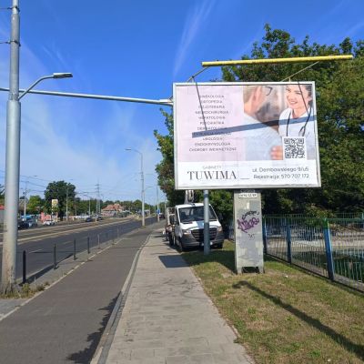 Gabinety Tuwima na nośniku 4 x 3m 