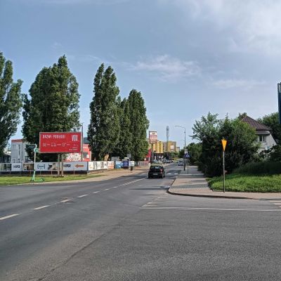 VoX - Kierunkowa tablica na Santockiej w Szczecinie
