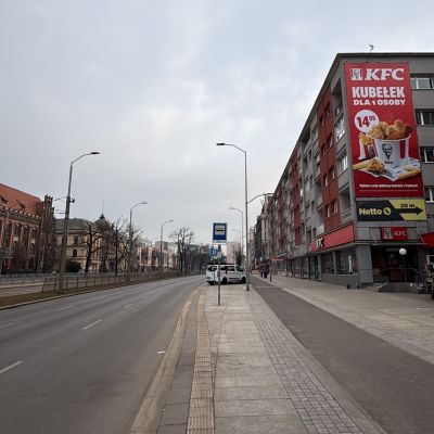 KFC z promocją kubełkową 